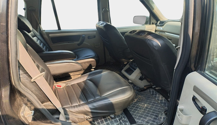 2020 Mahindra Scorpio S11 2WD, Diesel, Manual, 80,496 km, interior