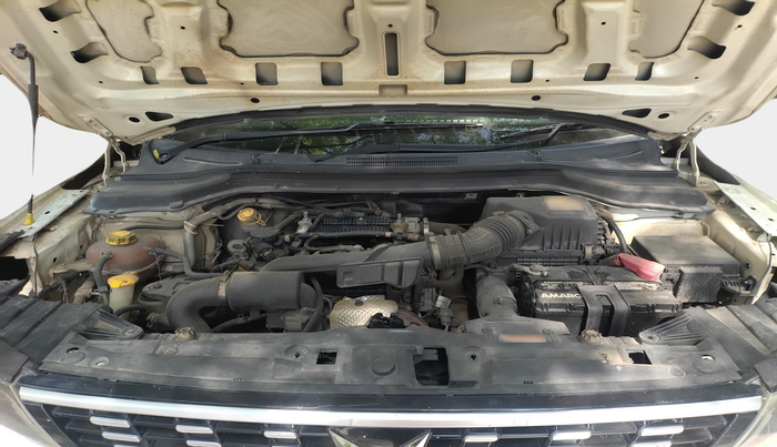 2020 Mahindra XUV300 W6 1.2 PETROL, Petrol, Manual, 89,670 km, exterior