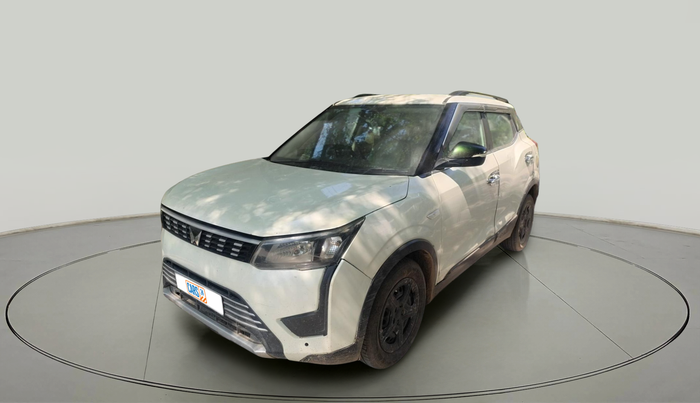 2020 Mahindra XUV300 W6 1.2 PETROL, Petrol, Manual, 89,670 km, exterior