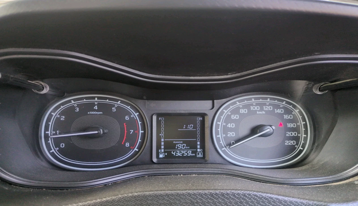 2022 Maruti Vitara Brezza LXI, Petrol, Manual, 43,259 km, interior