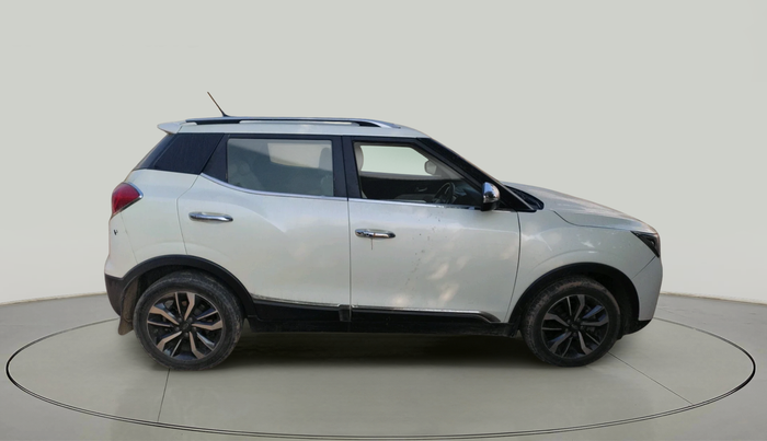 2019 Mahindra XUV300 W8 (O) 1.5 DIESEL, Diesel, Manual, 1,13,278 km, exterior