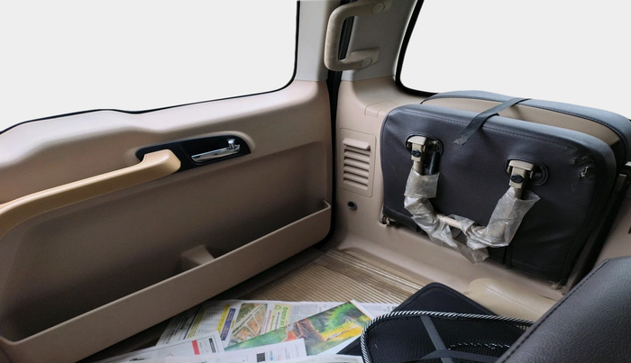 2014 Tata Safari Storme 2.2 VX 4X2, Diesel, Manual, 60,761 km, interior