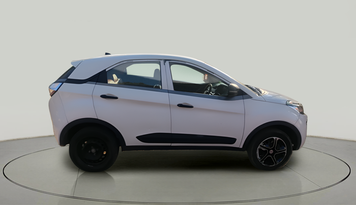 2017 Tata NEXON XM DIESEL, Diesel, Manual, 64,889 km, exterior