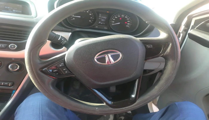 2017 Tata NEXON XM DIESEL, Diesel, Manual, 64,889 km, interior