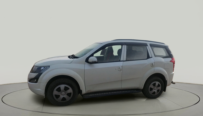 2017 Mahindra XUV500 W4 1.99, Diesel, Manual, 1,75,926 km, exterior