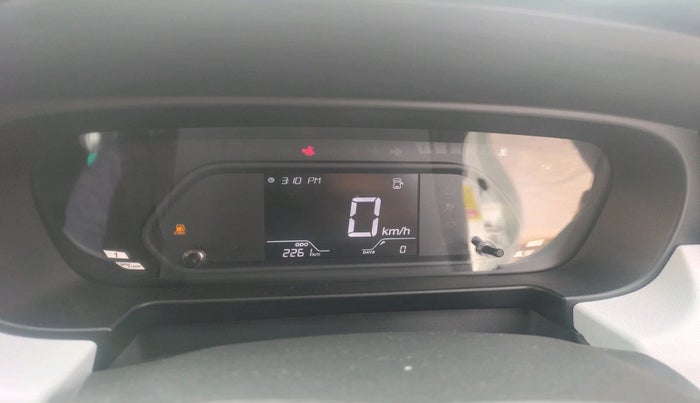 2025 Tata PUNCH PURE MT CNG, Petrol, Manual, 2,261 km, interior