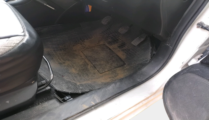 2012 Maruti Swift VXI, Petrol, Manual, 95,518 km, interior