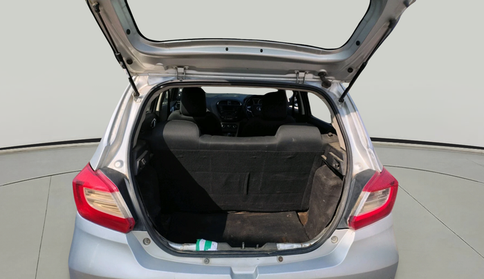 2017 Tata Tiago XZ PETROL, Petrol, Manual, 1,19,431 km, exterior