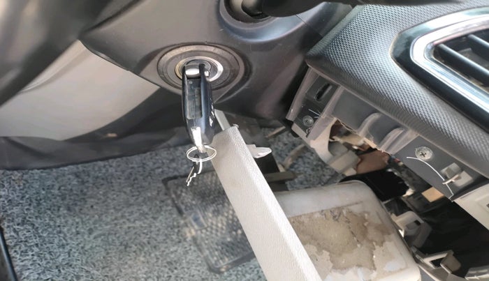 2017 Tata Tiago XZ PETROL, Petrol, Manual, 1,19,431 km, interior