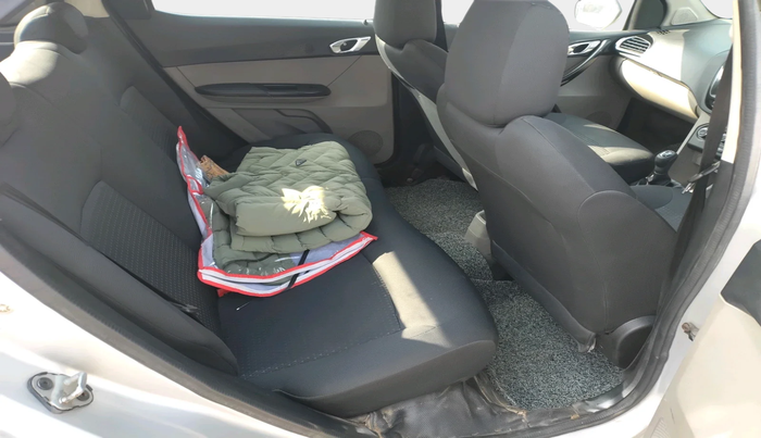 2017 Tata Tiago XZ PETROL, Petrol, Manual, 1,19,431 km, interior