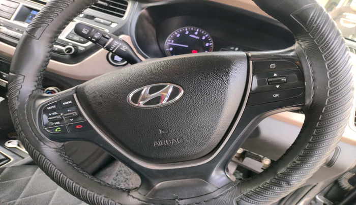 2015 Hyundai Elite i20 ASTA 1.2, Petrol, Manual, 1,19,597 km, interior