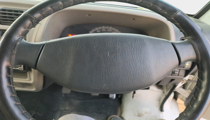 2011 Maruti Eeco 5 STR WITH A/C+HTR CNG, Petrol, Manual, 56,243 km, interior