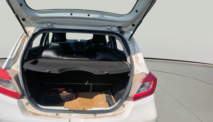 2018 Tata TIAGO NRG PETROL, Petrol, Manual, 32,128 km, exterior