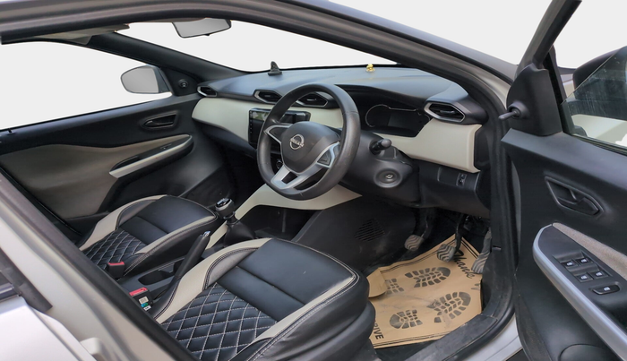 2022 Nissan MAGNITE XE, Petrol, Manual, 21,918 km, interior