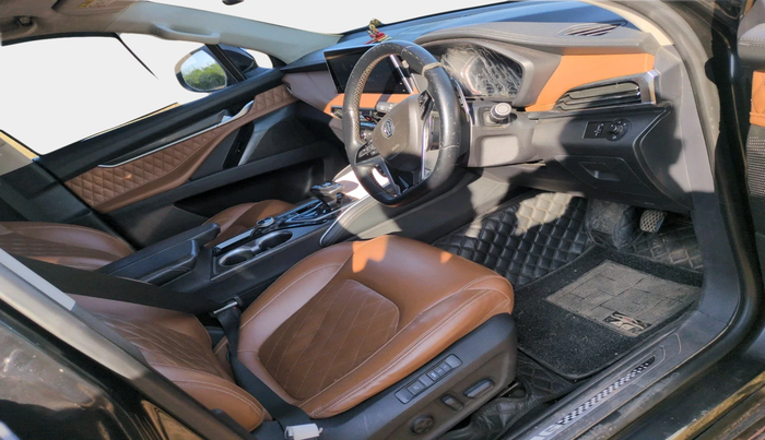 2020 MG GLOSTER SAVVY 6 STR 2.0 TWIN TURBO 4WD, Diesel, Automatic, 1,23,482 km, interior