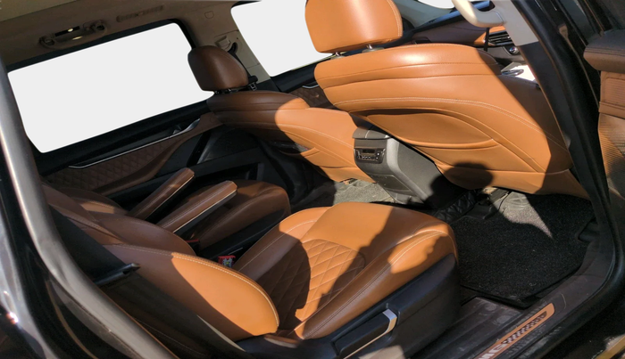 2020 MG GLOSTER SAVVY 6 STR 2.0 TWIN TURBO 4WD, Diesel, Automatic, 1,23,482 km, interior