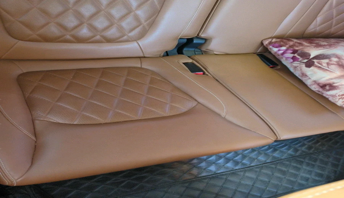 2020 MG GLOSTER SAVVY 6 STR 2.0 TWIN TURBO 4WD, Diesel, Automatic, 1,23,482 km, interior