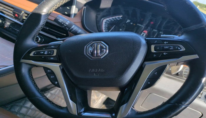 2020 MG GLOSTER SAVVY 6 STR 2.0 TWIN TURBO 4WD, Diesel, Automatic, 1,23,482 km, interior