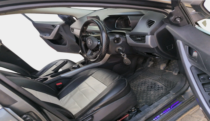 2022 Tata NEXON XM PLUS SUNROOF PETROL, Petrol, Manual, 65,132 km, interior