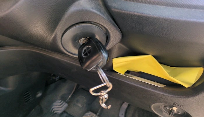 2017 Datsun Redi Go T, Petrol, Manual, 52,809 km, interior