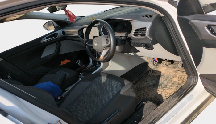 2024 Volkswagen TAIGUN Highline Plus 1.0 TSI MT, Petrol, Manual, 47,591 km, interior