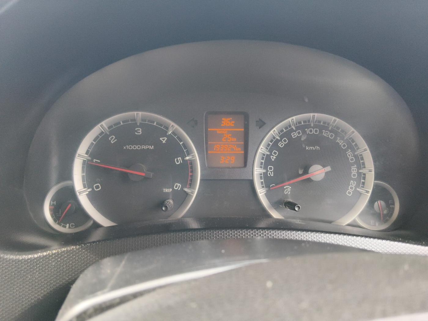 2013 Maruti Swift ZDI, Diesel, Manual, 1,93,924 km, interior