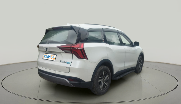 2023 Mahindra XUV700 AX 5 D MT 7 STR, Diesel, Manual, 40,385 km, exterior