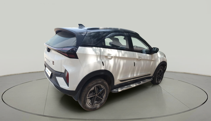 2023 Tata NEXON CREATIVE  AMT 1.2 PETROL, Petrol, Automatic, 5,736 km, exterior