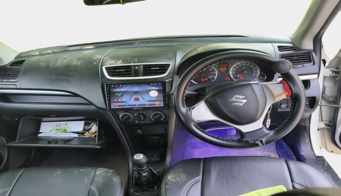 2015 Maruti Swift VXI O, Petrol, Manual, 86,426 km, interior