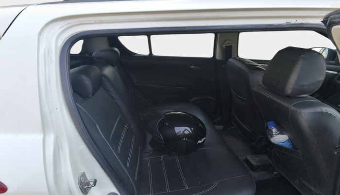 2015 Maruti Swift VXI O, Petrol, Manual, 86,426 km, interior