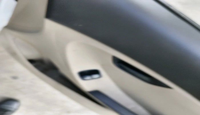 2017 Hyundai Eon ERA +, Petrol, Manual, 78,198 km, interior