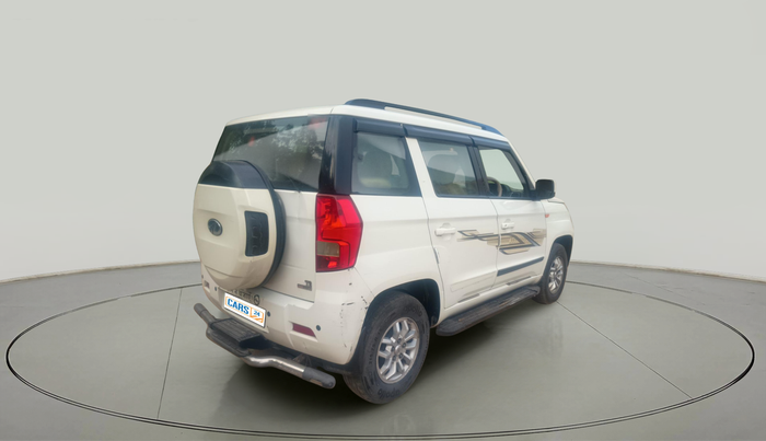 2016 Mahindra TUV300 T8 AMT, Diesel, Automatic, 1,54,069 km, exterior