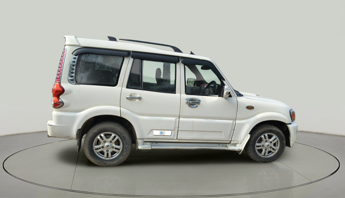 2013 Mahindra Scorpio VLX 2WD AIRBAG, Diesel, Manual, 1,60,770 km, exterior
