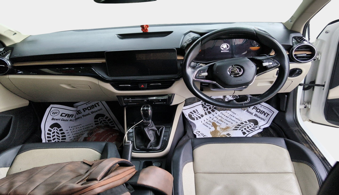 2022 Skoda SLAVIA STYLE 1.0L TSI AT, Petrol, Automatic, 65,062 km, interior