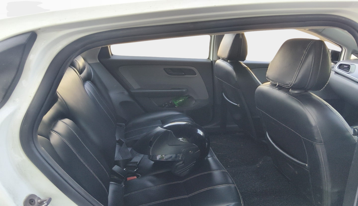 2020 Tata ALTROZ XM PETROL, Petrol, Manual, 85,230 km, interior