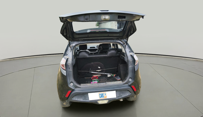 2018 Tata NEXON XM DIESEL, Diesel, Manual, 1,36,701 km, exterior