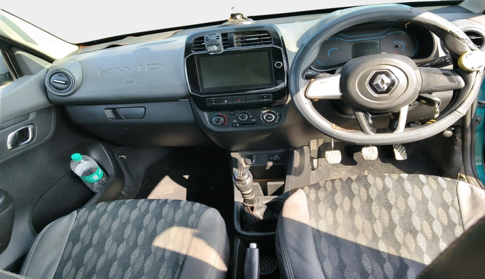 2020 Renault Kwid RXT 1.0 (O), Petrol, Manual, 74,424 km, interior