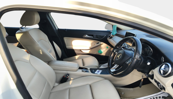 2016 Mercedes Benz GLA Class 200 CDI SPORT, Diesel, Automatic, 71,847 km, interior