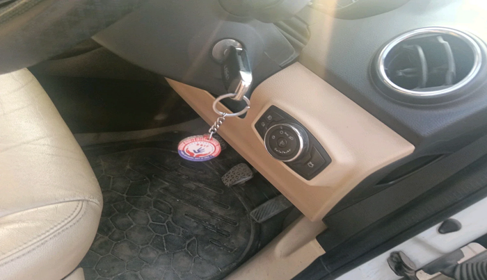 2016 Ford Figo Aspire TITANIUM1.5 DIESEL, Diesel, Manual, 1,46,671 km, interior