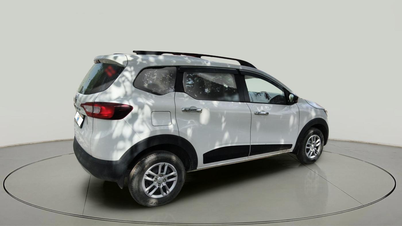 2023 Renault TRIBER RXT, Petrol, Manual, 2,697 km, exterior