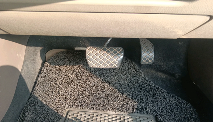 2014 Skoda Rapid AMBITION 1.6 MPI AT PLUS, Petrol, Automatic, 1,21,095 km, interior