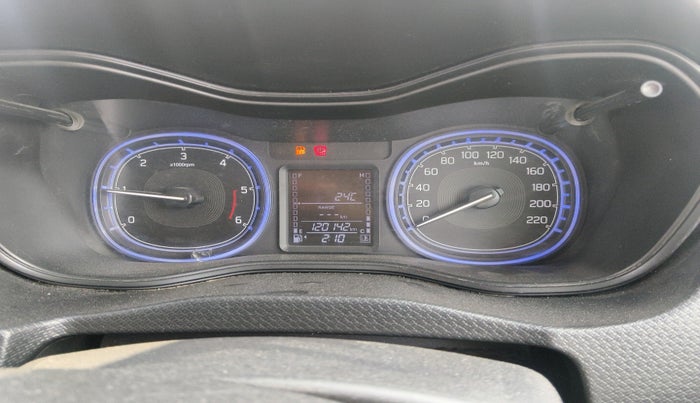 2019 Maruti Vitara Brezza ZDI, Diesel, Manual, 1,20,142 km, interior