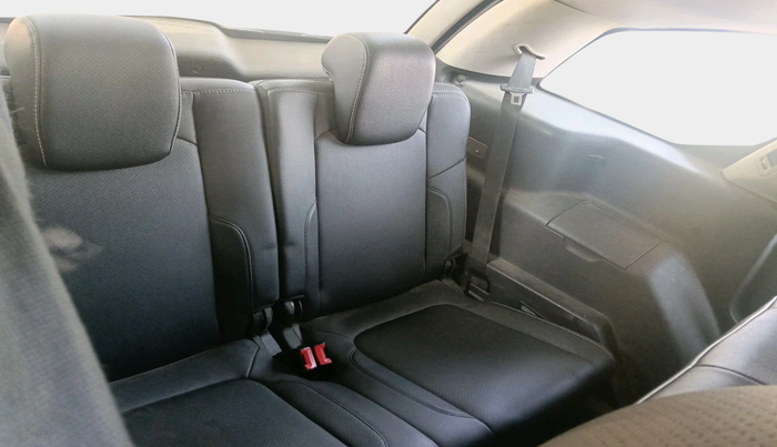 2018 Tata Hexa XT 4X2 7 STR, Diesel, Manual, 1,85,124 km, interior