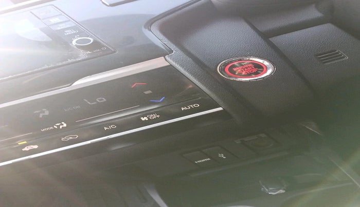 2018 Honda WR-V 1.5L I-DTEC VX MT, Diesel, Manual, 1,96,361 km, interior