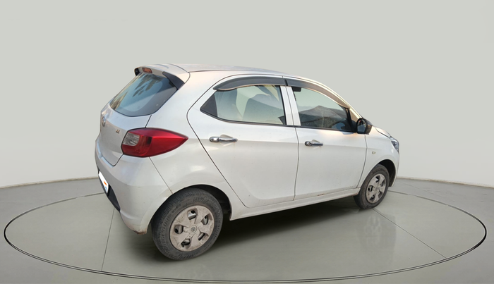 2018 Tata Tiago XE PETROL, Petrol, Manual, 1,40,736 km, exterior