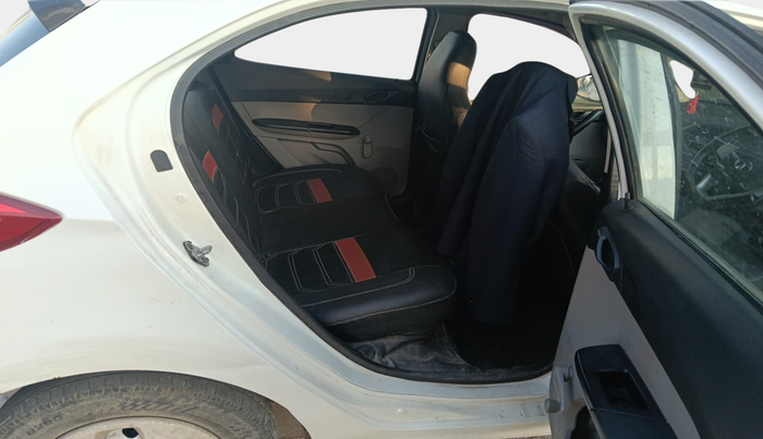 2018 Tata Tiago XE PETROL, Petrol, Manual, 1,40,736 km, interior