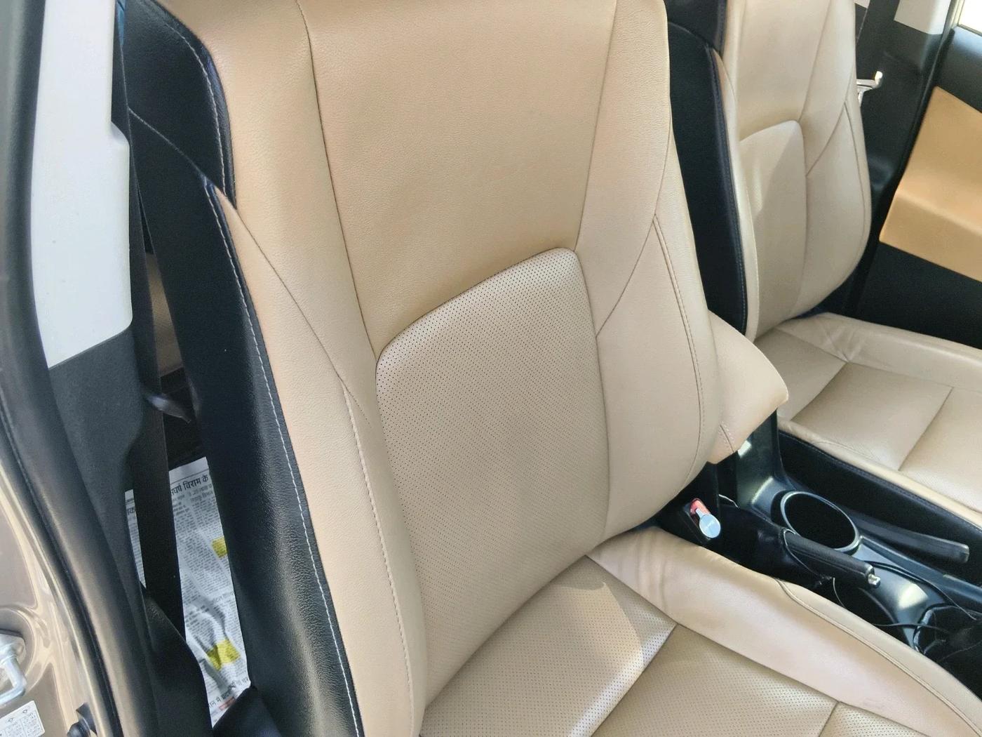 2022 Toyota Innova Crysta 2.4 ZX 7 STR, Diesel, Manual, 56,300 km, interior