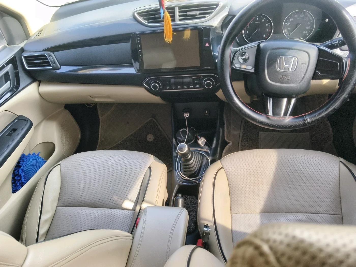 2019 Honda Amaze 1.2L I-VTEC V, Petrol, Manual, 1,44,989 km, interior