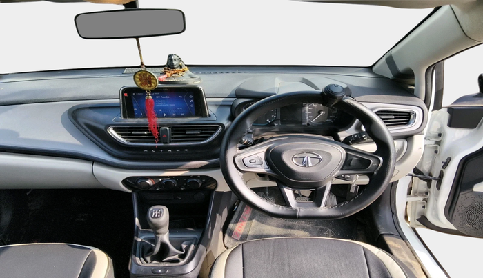 2021 Tata ALTROZ XM PLUS PETROL, Petrol, Manual, 26,473 km, interior