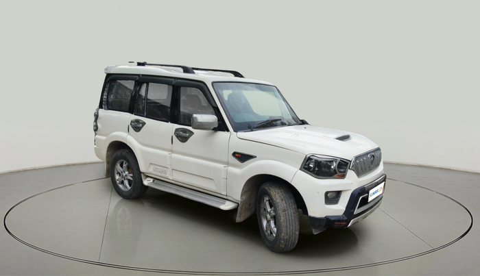 2016 Mahindra Scorpio S4 PLUS, Diesel, Manual, 90,990 km, exterior